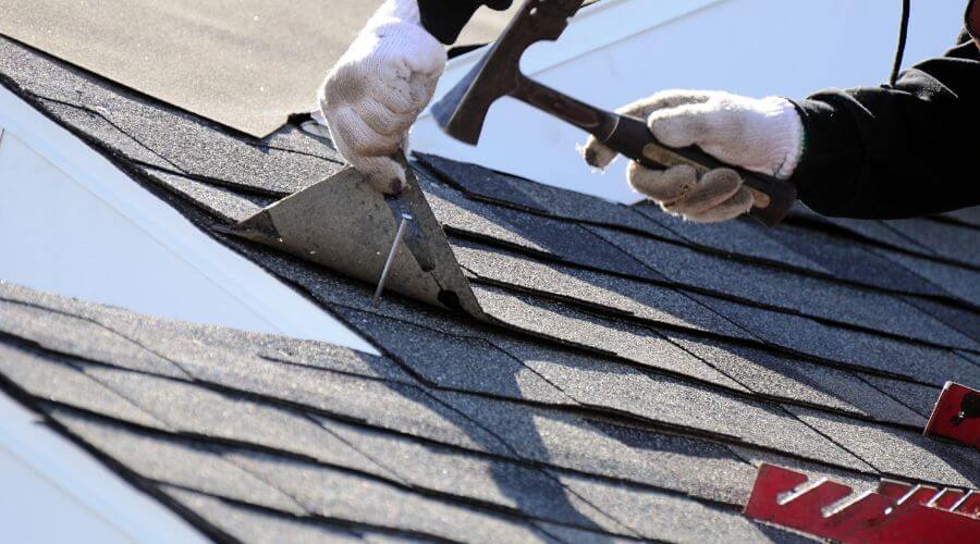 Professional gutter cleaning in Fanshawe, OK